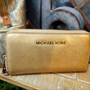 Micheal Kors Wallet